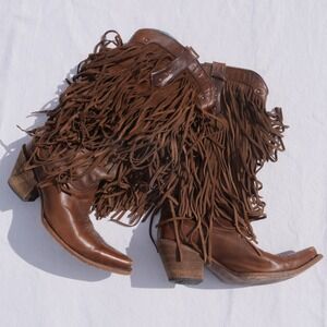 Modern Corral Multi-tiered Fringe Cowgirl Boots‎